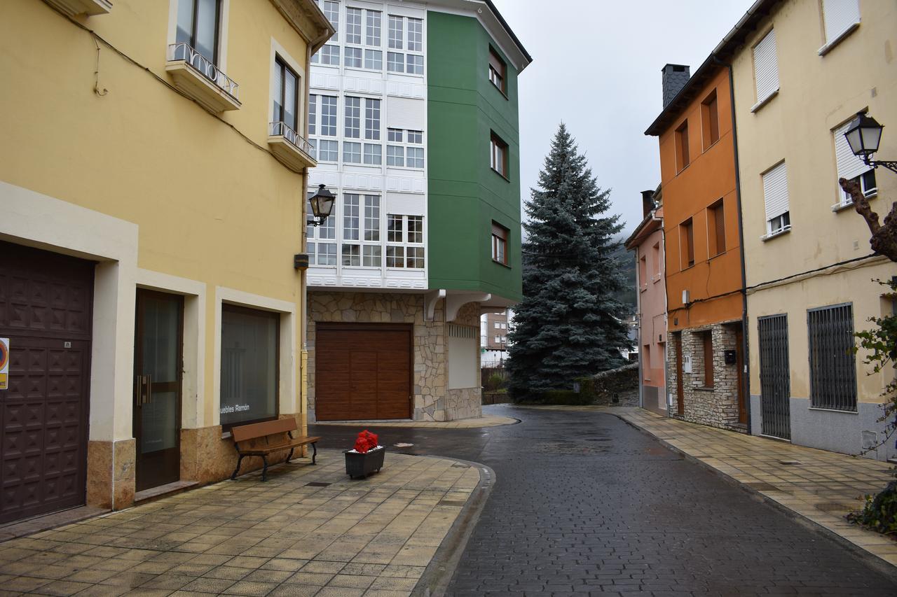 Apartamentos Picea Azul Vega de Espinareda 外观 照片